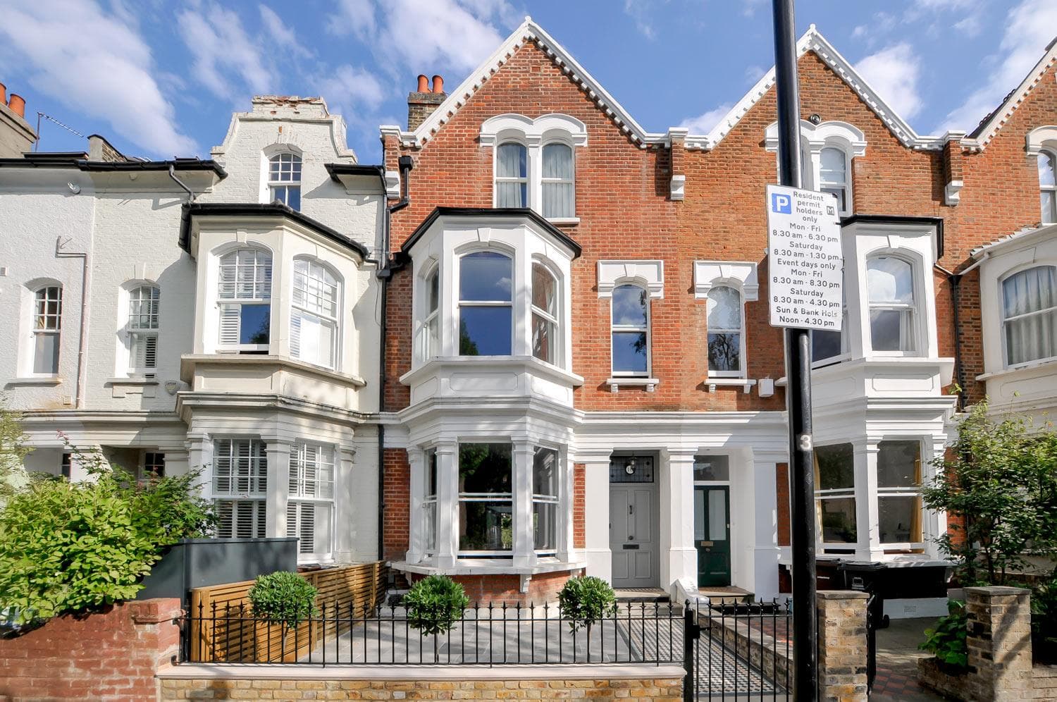 Burma Road, Stoke Newington, London, N16 9BJ